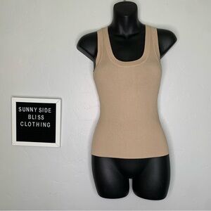 Zara Tan Ribbed Knit Scoop Neck Tank Top Stretchy Basic Layering Size Small